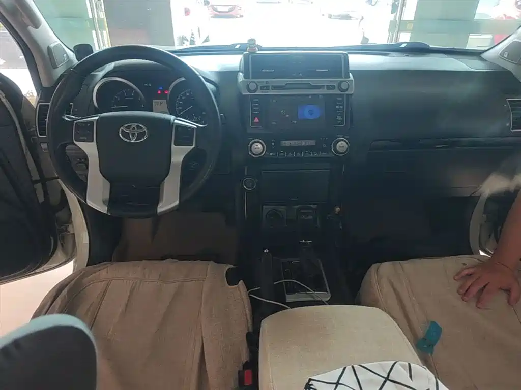 Toyota Prado 2016 2.7L Auto Luxury Edition фото 10