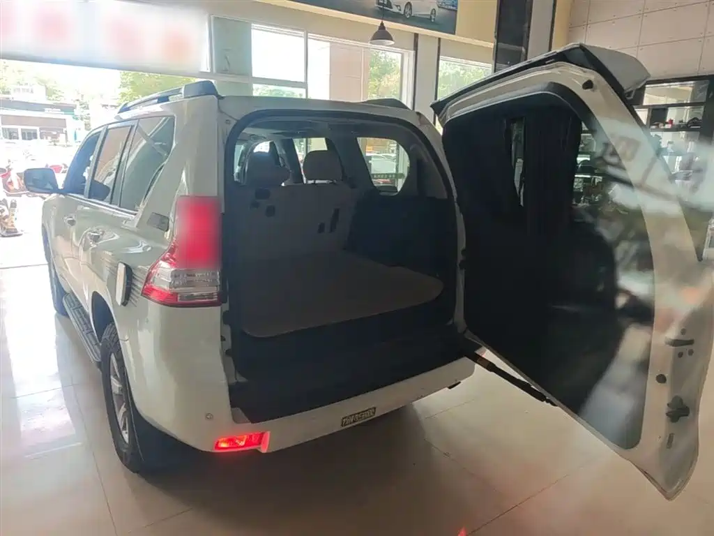 Toyota Prado 2016 2.7L Auto Luxury Edition фото 19