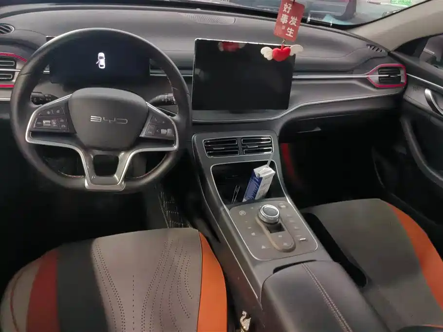 BYD Destroyer 05 2022 DM-i 55KM Premium фото 12