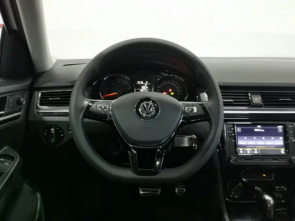 Volkswagen C-TREK 2020 1.5L Automatic Comfort Edition фото 11