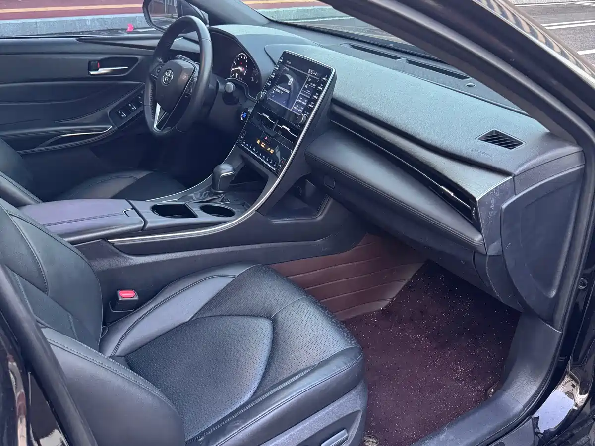 Toyota Avalon 2020 2019 2.0L XLE Premium Edition (China VI)