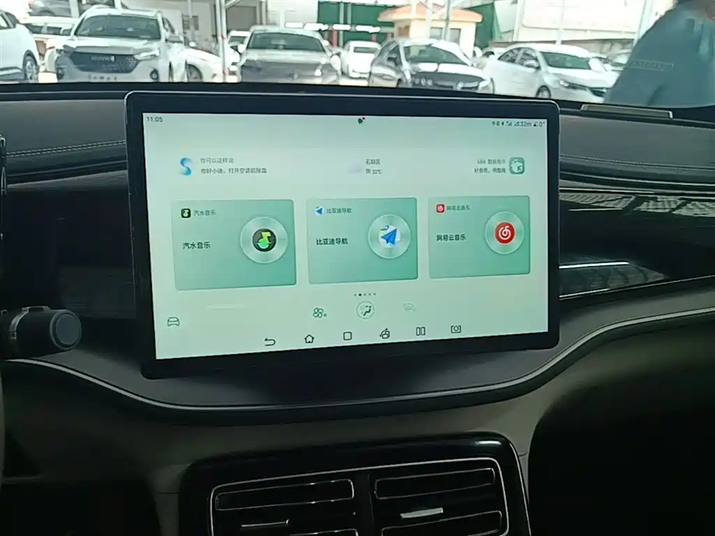 BYD Qin PLUS 2021 DM-i 120KM Flagship фото 13