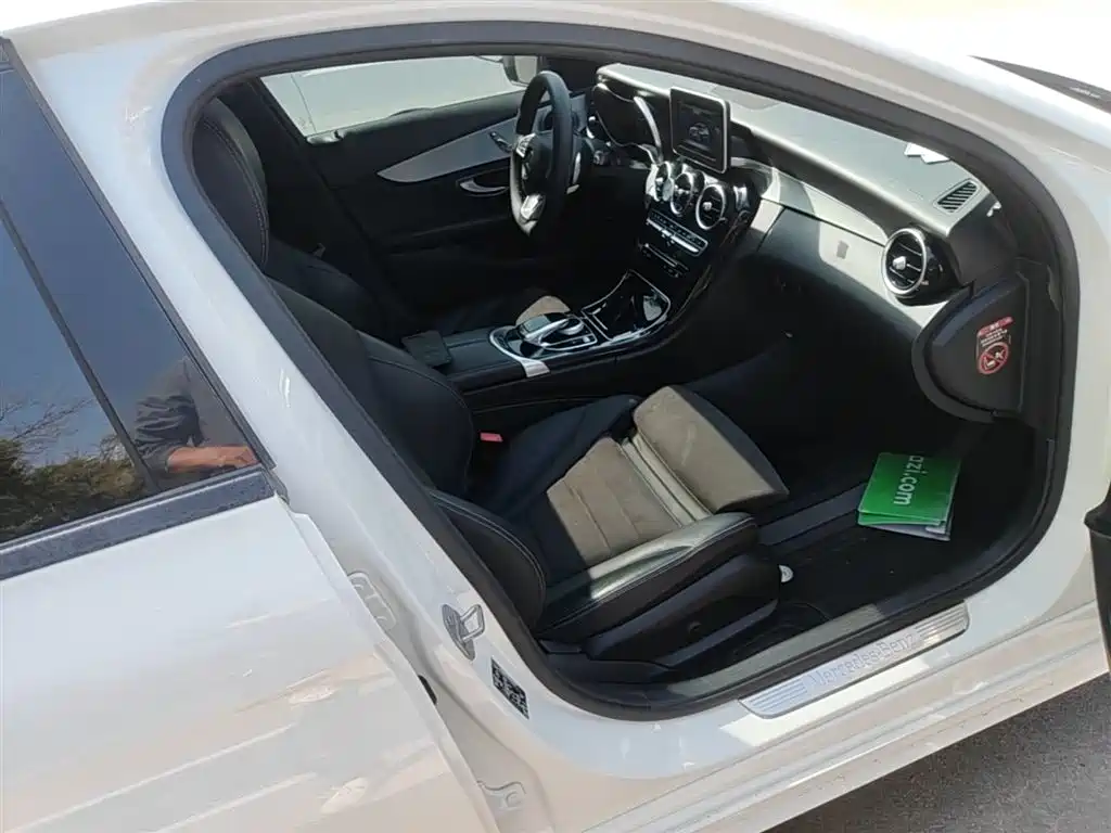 Mercedes-Benz C-Class 2018 C 200 Sport Edition фото 19