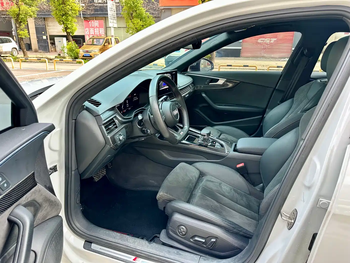 Audi A4L 2020 45 TFSI quattro Premium Elegance фото 9