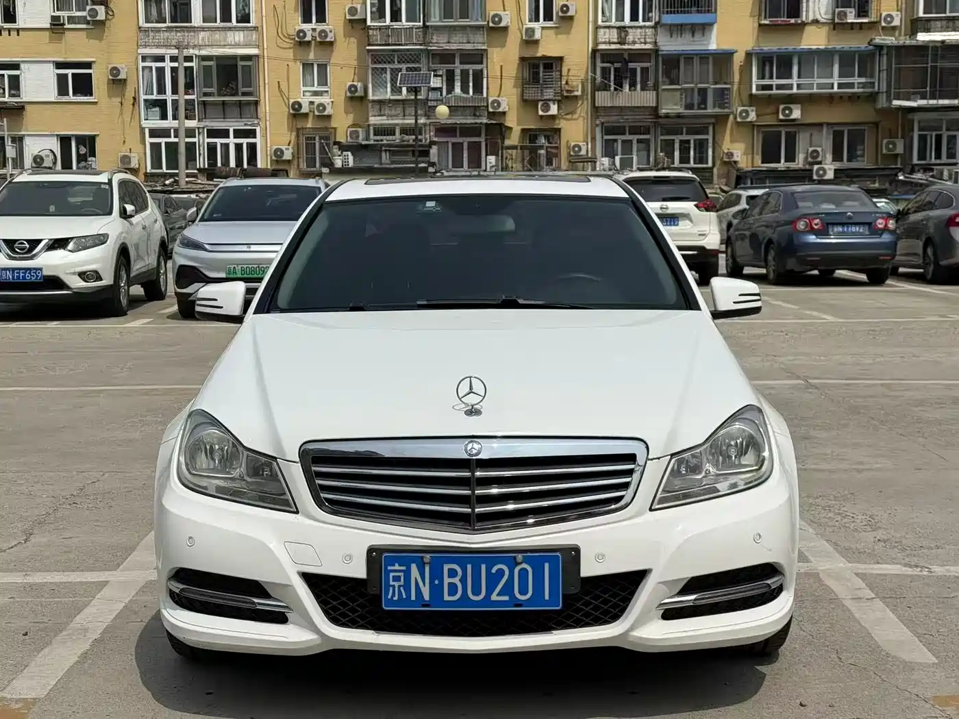 Mercedes-Benz C-Class 2013 Model C 180 CGI Classic фото 2