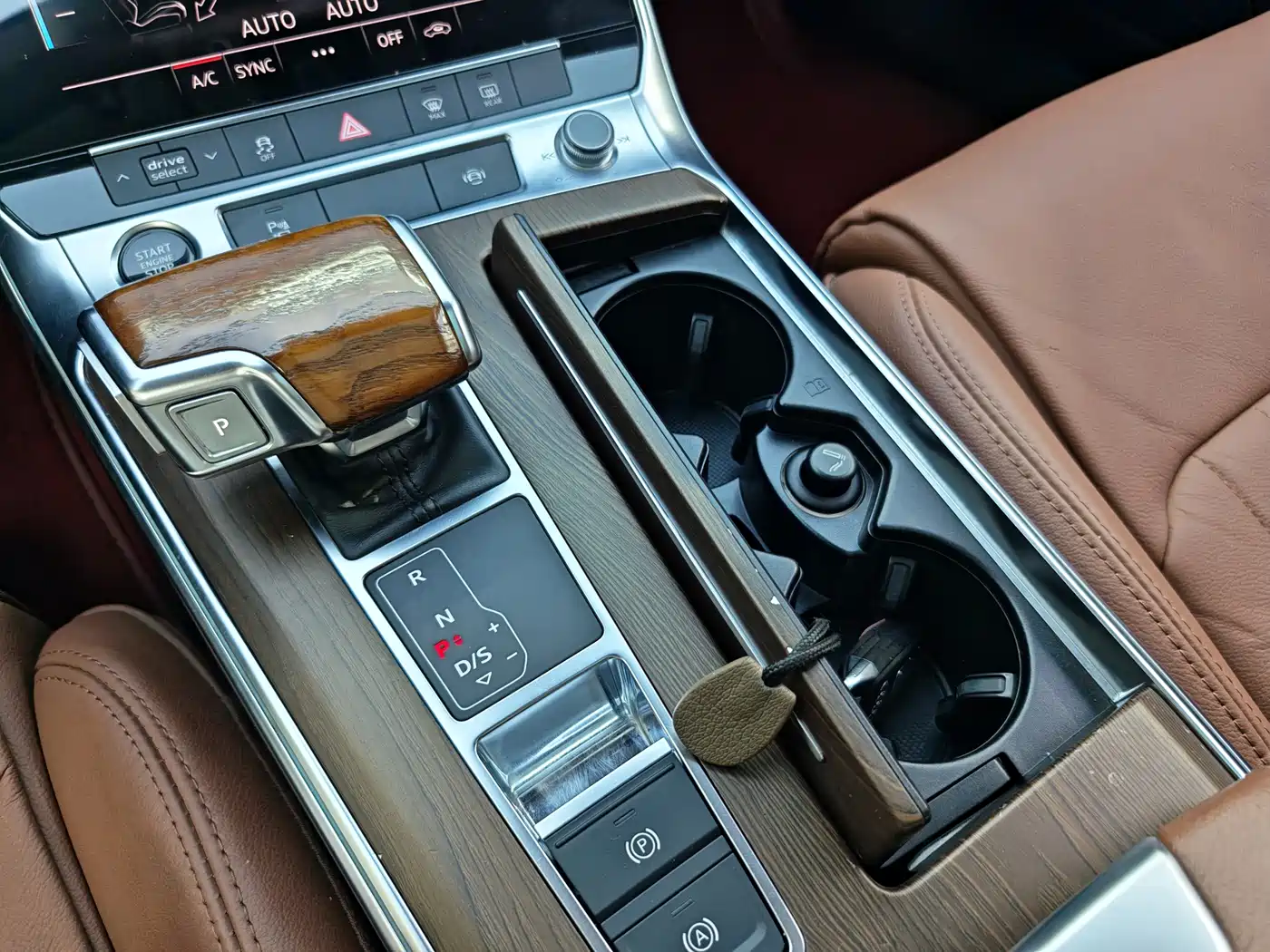 Audi A6L 2020 40 TFSI Luxury Dynamic фото 7