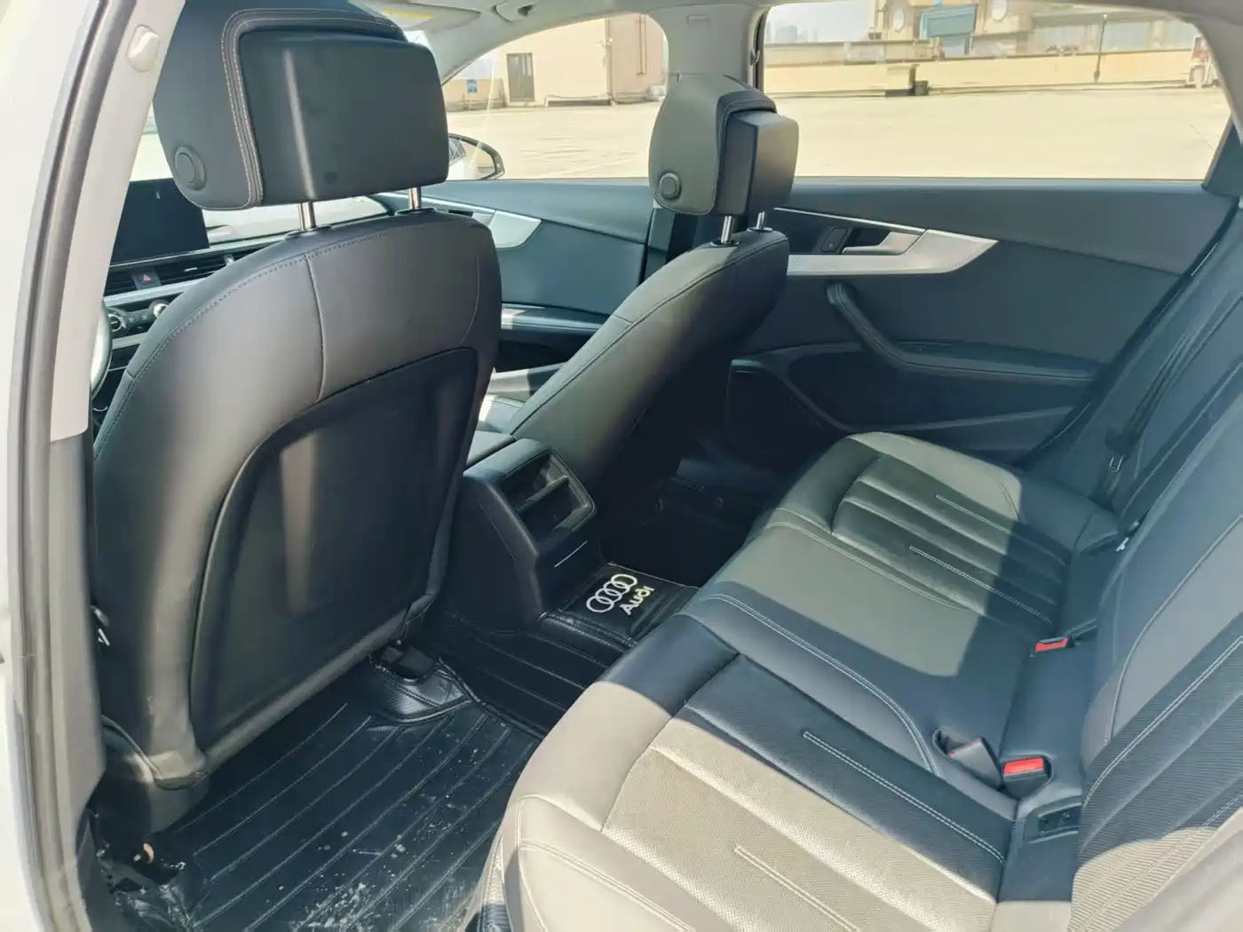 Audi A4L 2022 40 TFSI Fashion Elegance фото 5