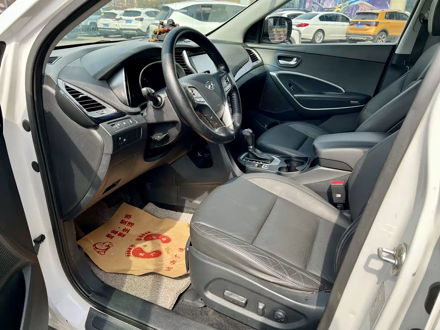 Hyundai Santa Fe 2013 Model 2.4L Automatic 2WD Smart фото 3