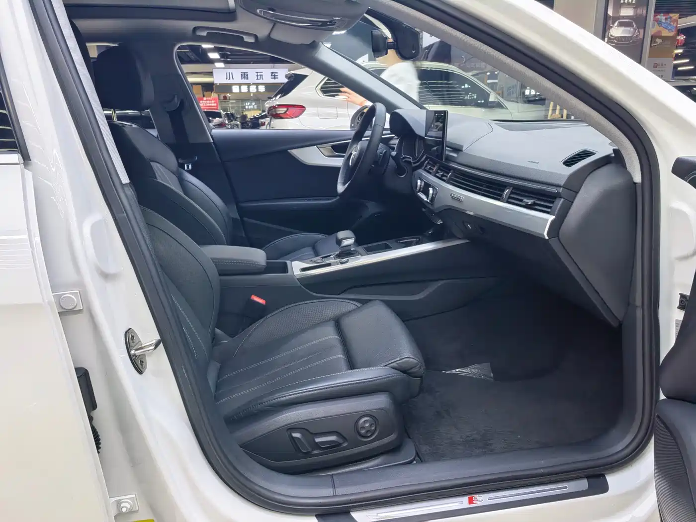 Audi A4L 2020 40 TFSI Luxury Dynamic фото 5