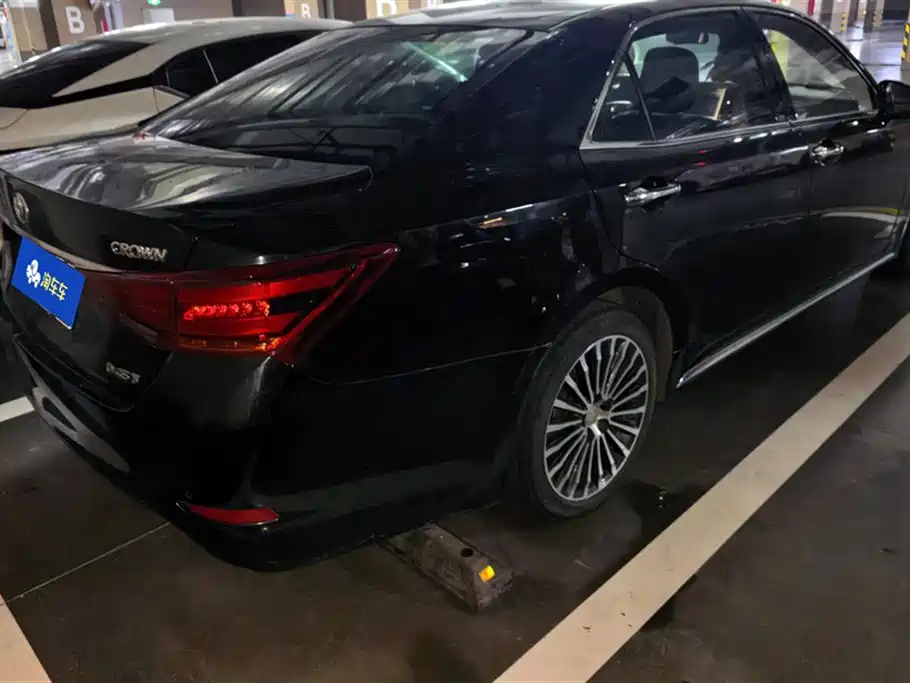 Toyota Crown 2018 2.0T Sport Edition фото 3
