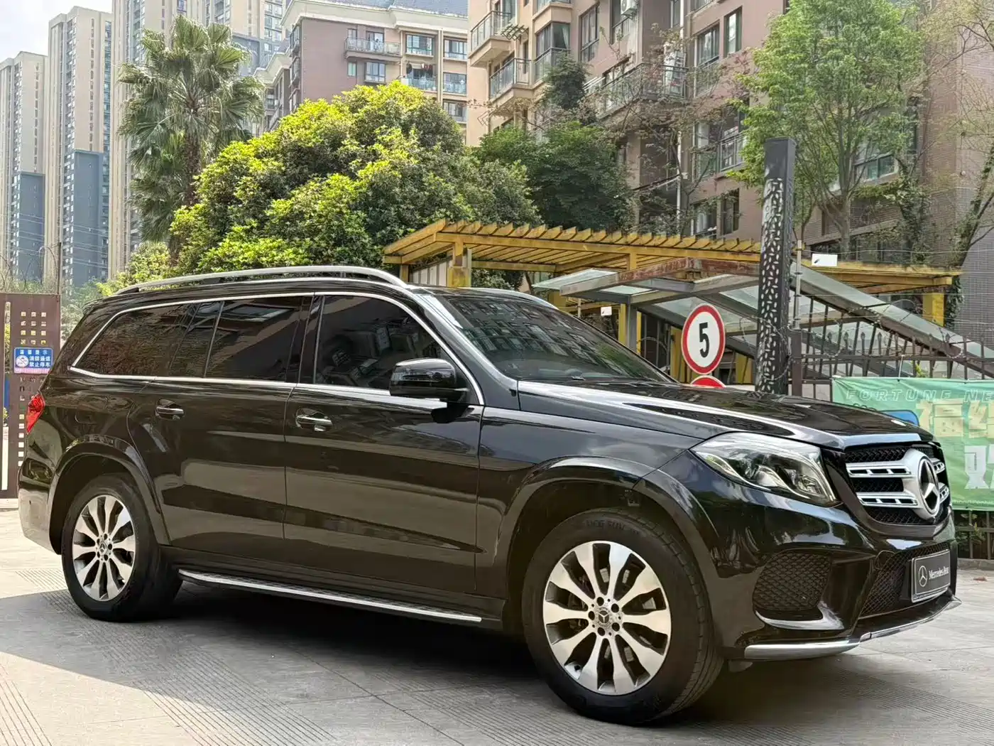 Mercedes-Benz GLS 2018 Facelift GLS 400 4MATIC Sport фото 21