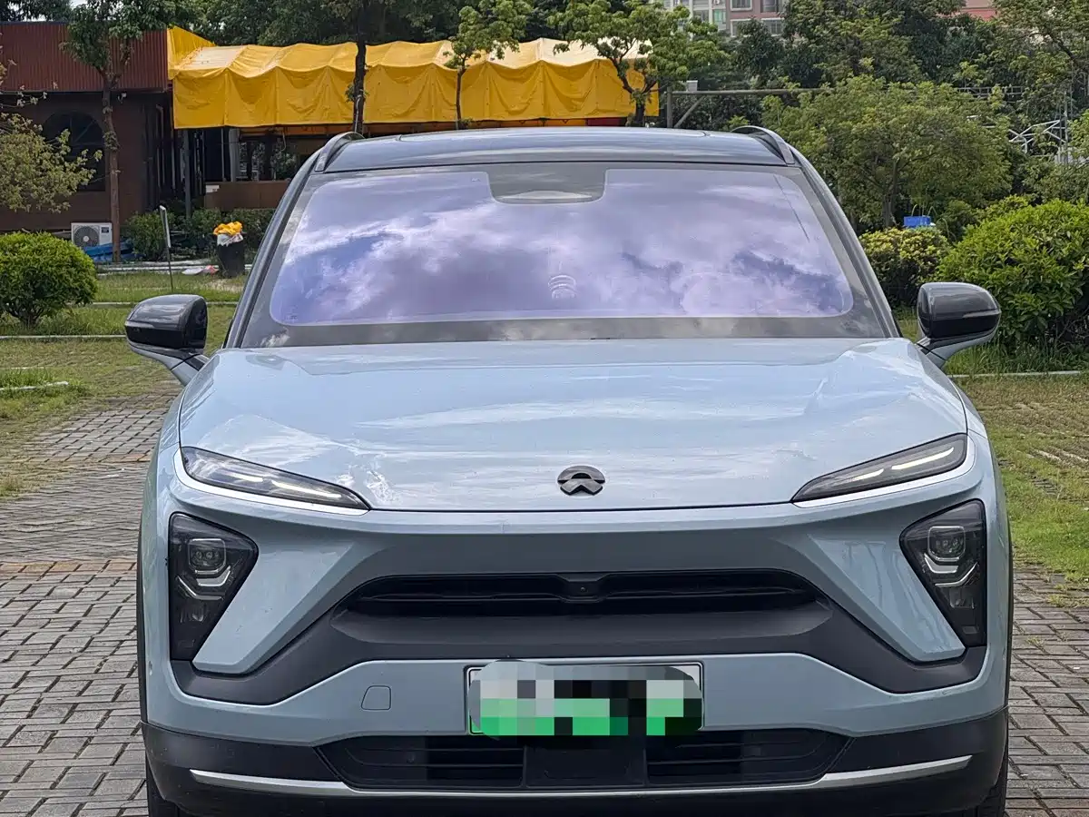 Фото 2 - NIO ES6