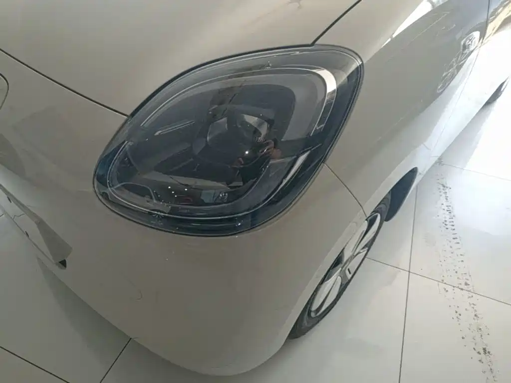Wuling Motors Hongguang MINIEV 2026 2025 4-Door Advanced