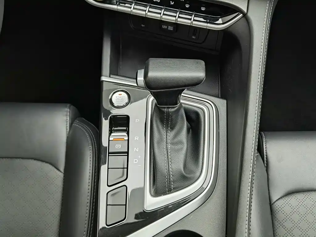 Photo 13 - Changan Eado