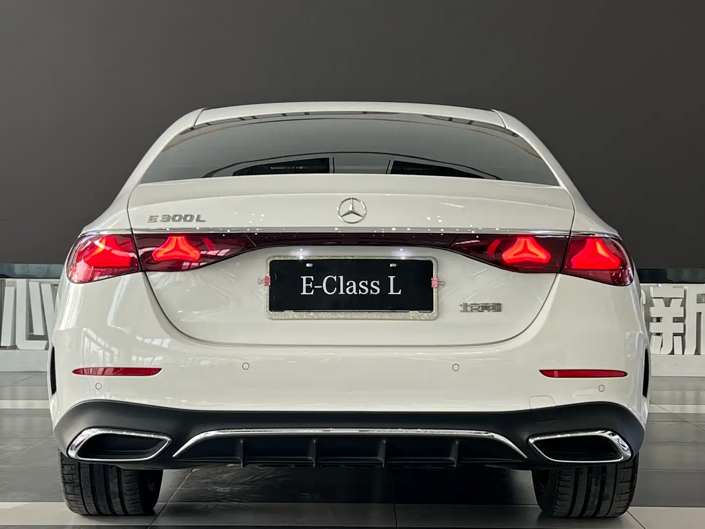 Mercedes-Benz E-Class 2024 E 300 L Fashion Sport фото 11