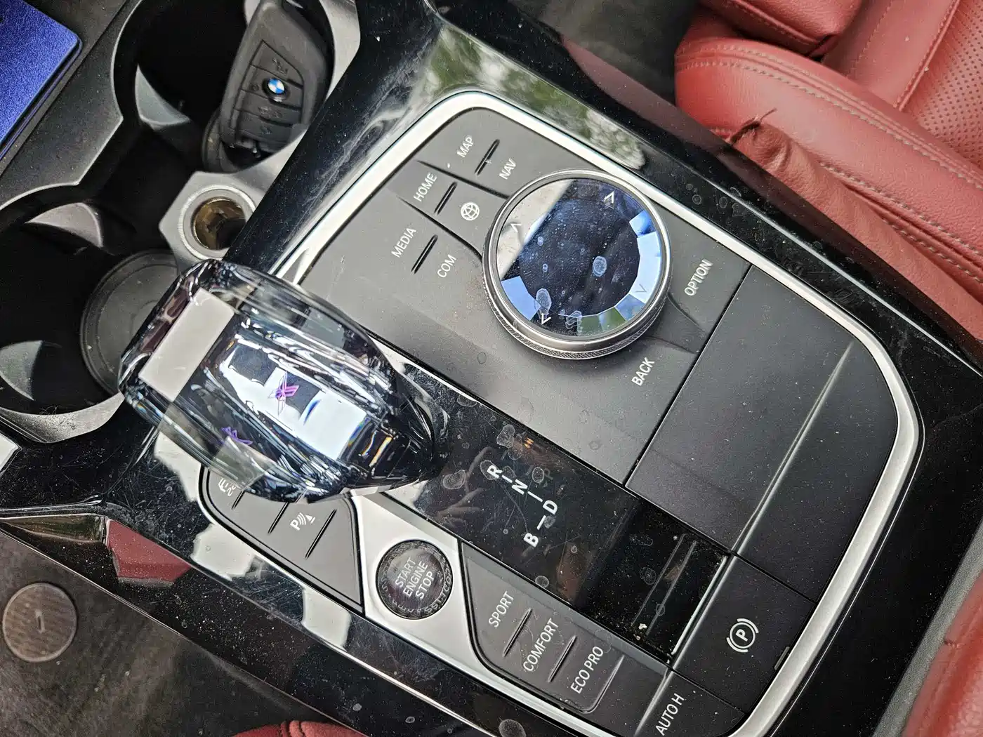 BMW iX3 2022 Innovation Leader фото 19
