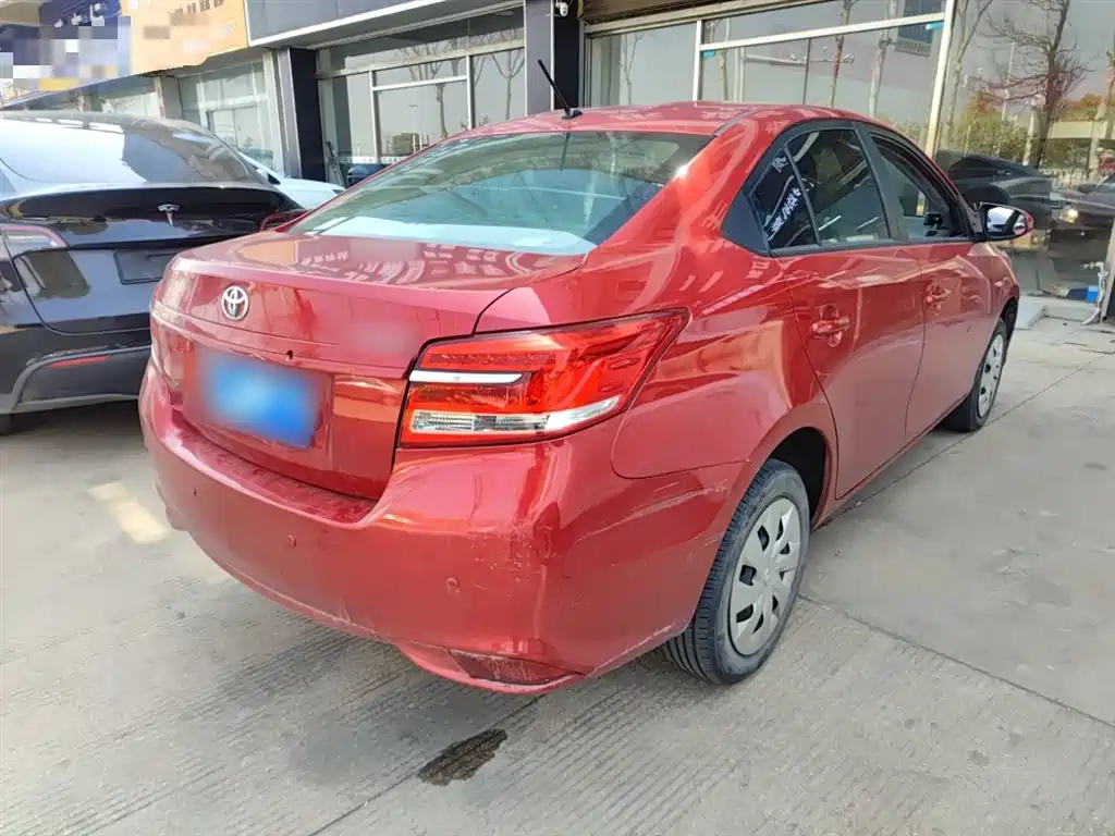 Toyota Vios 2017 1.5L CVT Pioneer фото 5
