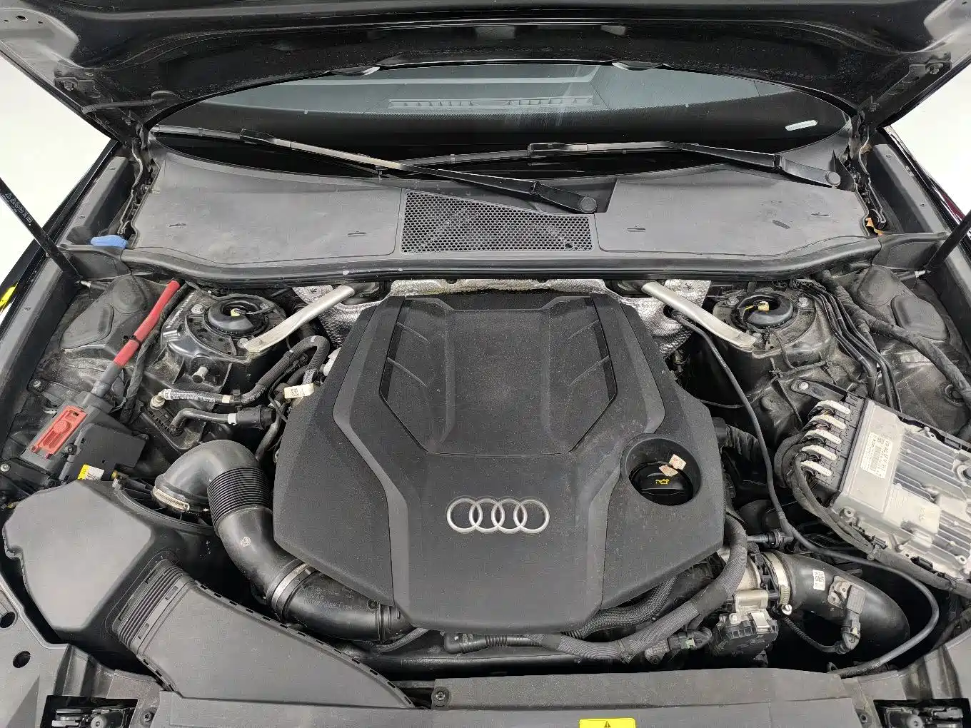Фото 15 - Audi A6 (Import)