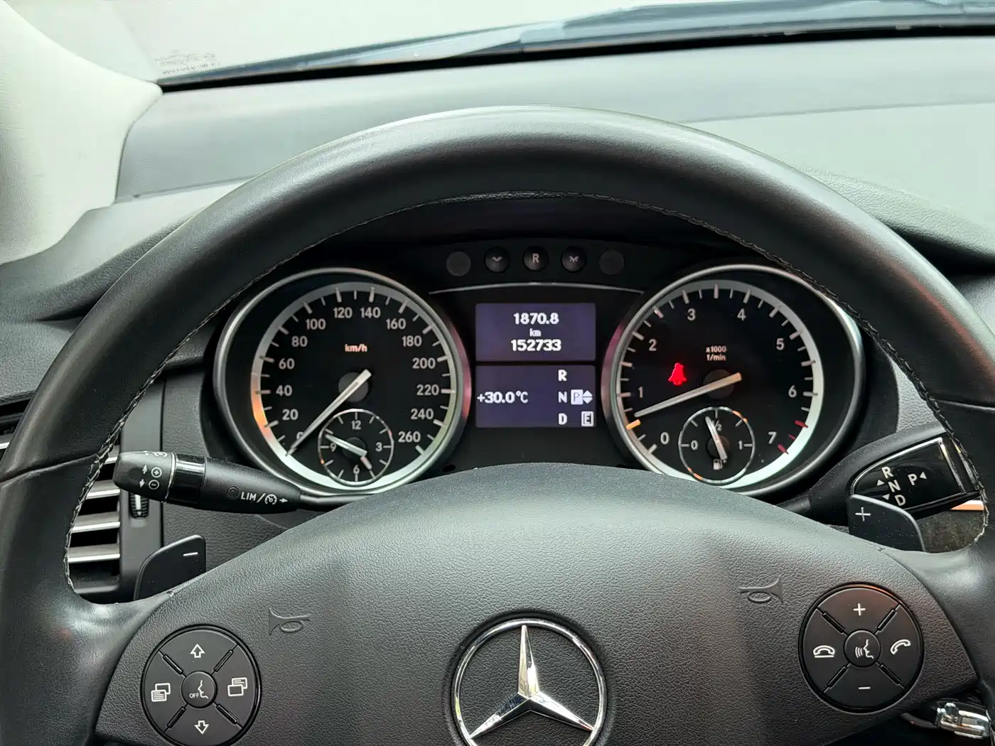 Mercedes-Benz R-Class 2017 R 320 4MATIC Business Collector's Edition фото 11