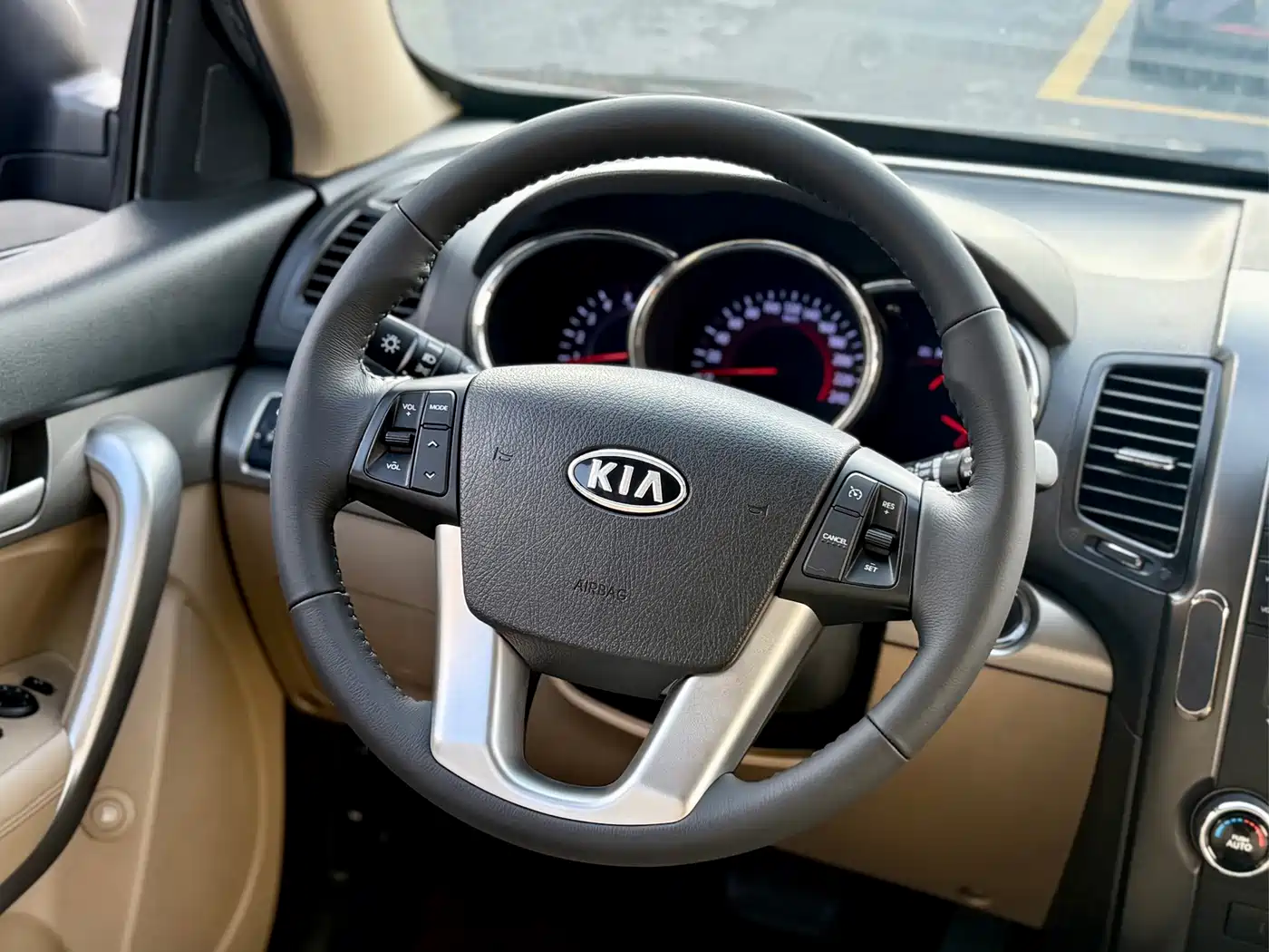 Kia Sorento 2013 2012 2.2T Diesel Luxury Edition