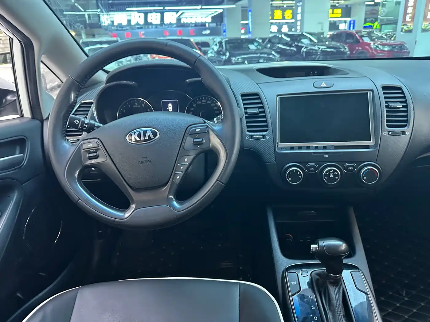 Kia K3 2016 1.6L Automatic GLS фото 13