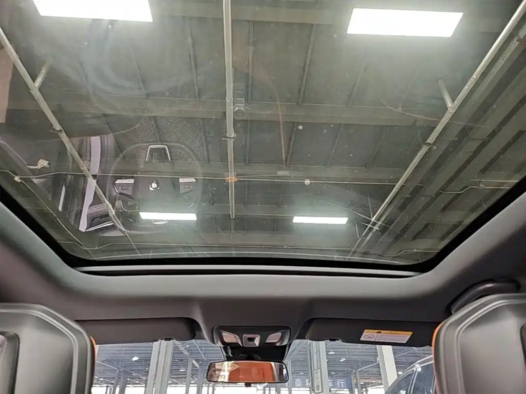 CHANGAN UNI-V