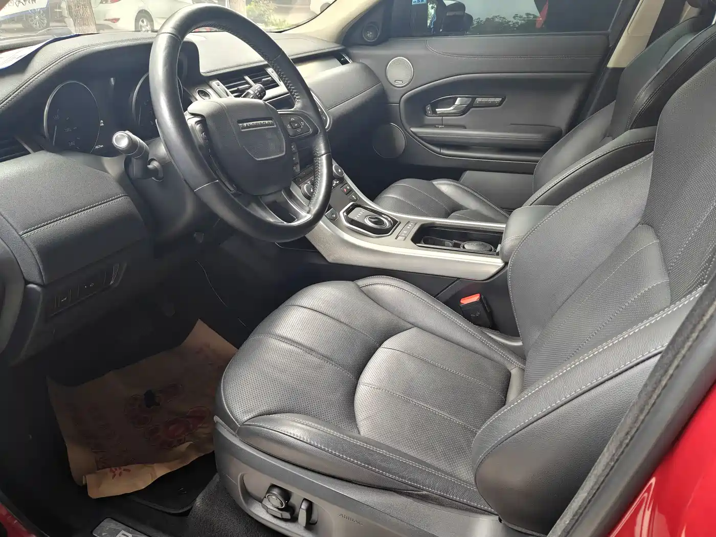 Land Rover Range Rover Evoque 2016 2.0T SE PLUS ZhiXiang фото 6