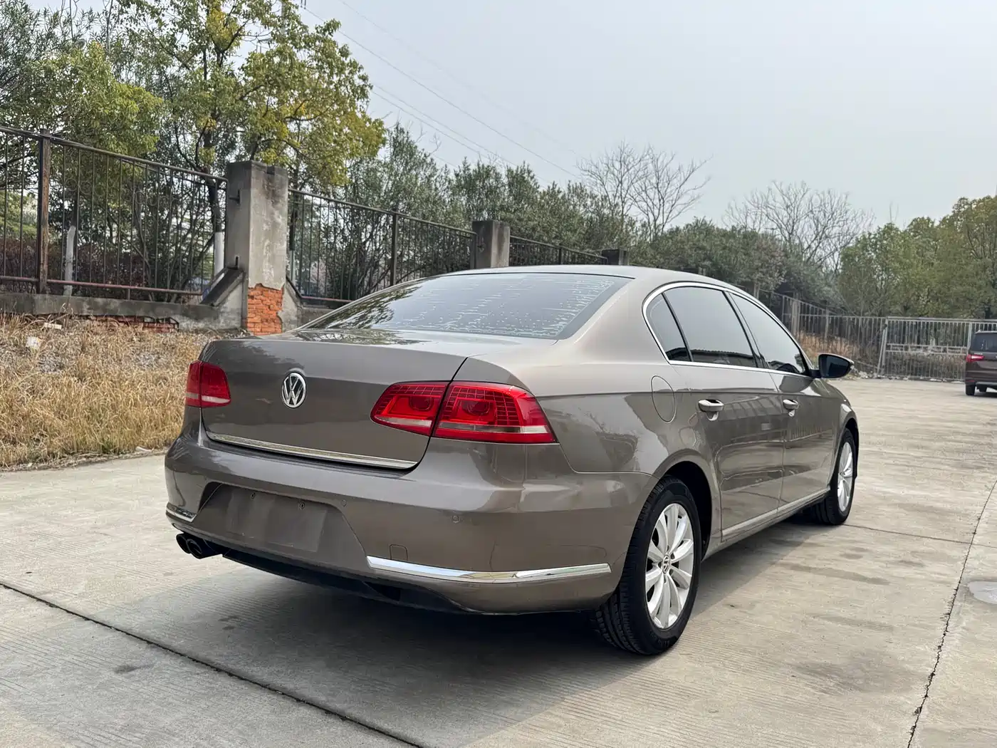 Volkswagen Magotan 2015 Facelift 1.8TSI Luxury фото 8