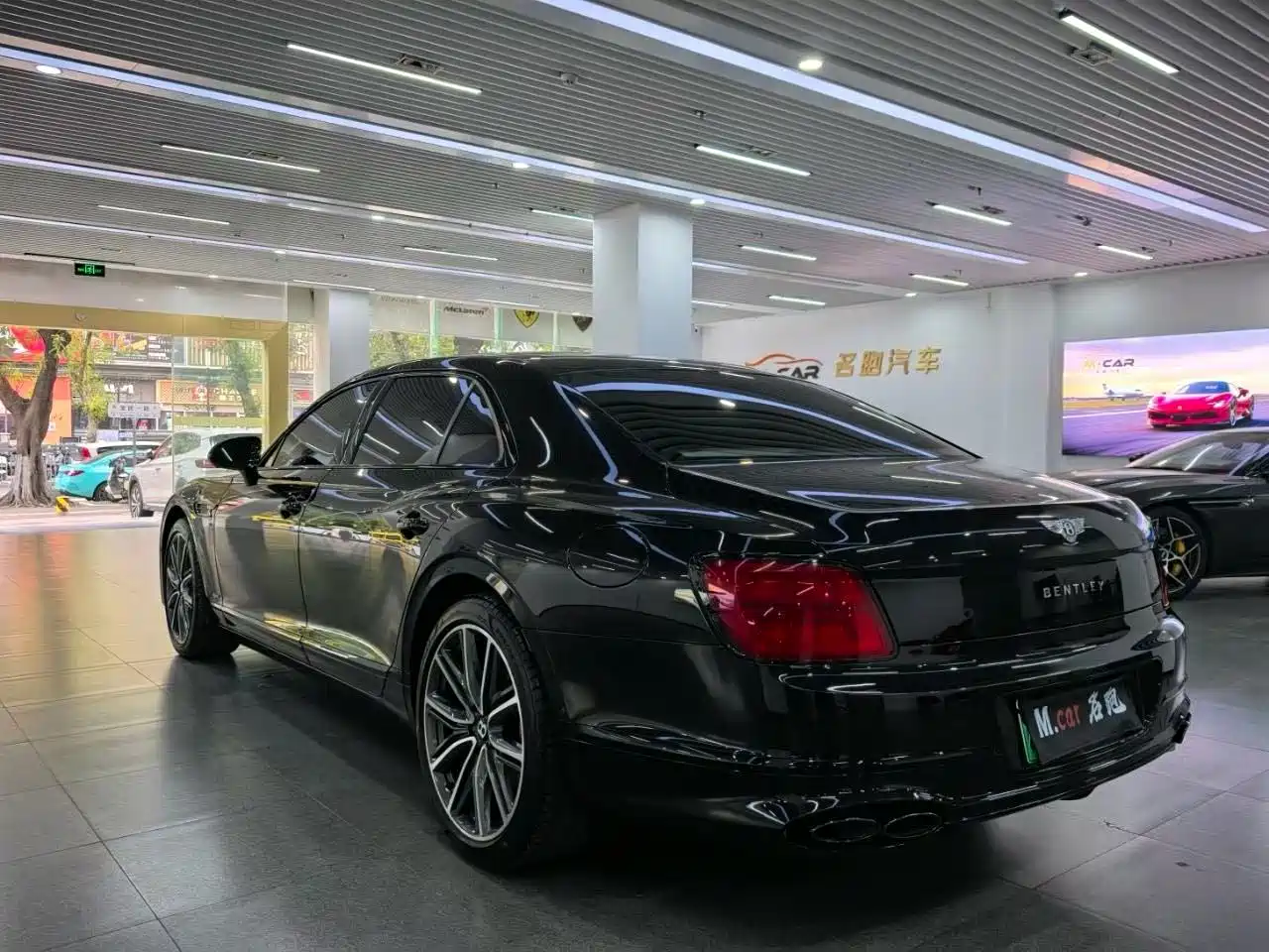 BENTLEY FLYING SPUR PLUG IN HYBRID