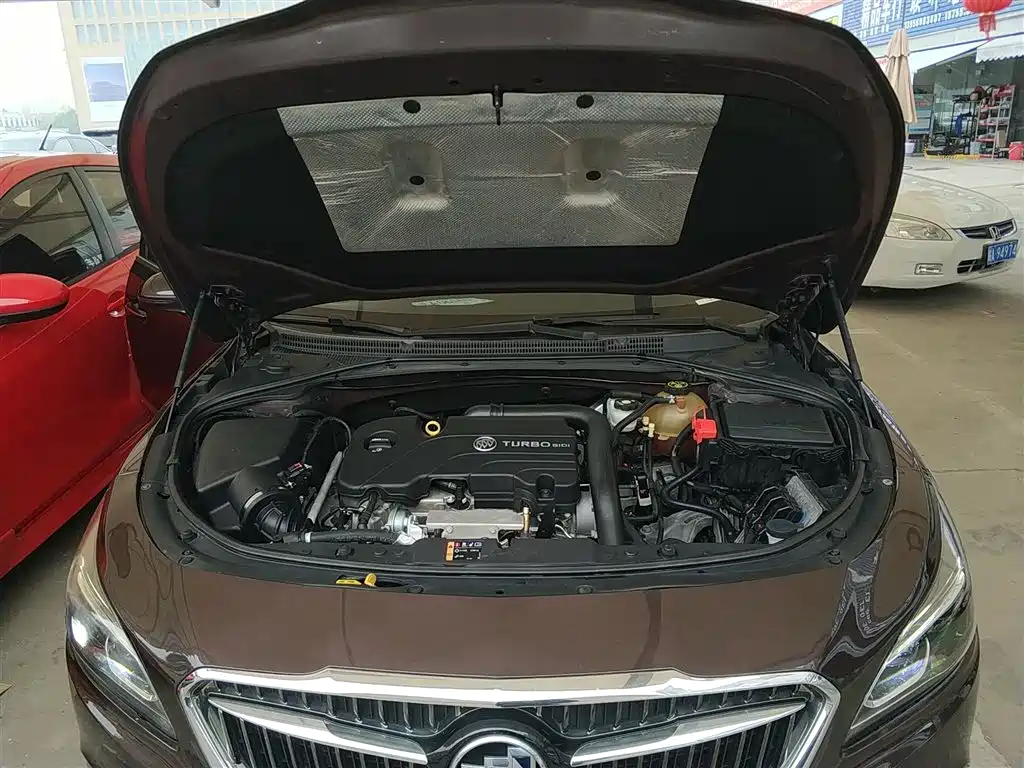Buick LaCrosse 2018 Model 20T Elite Edition фото 16