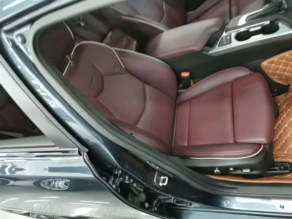 Cadillac CT4 2021 28T Premium Edition фото 25