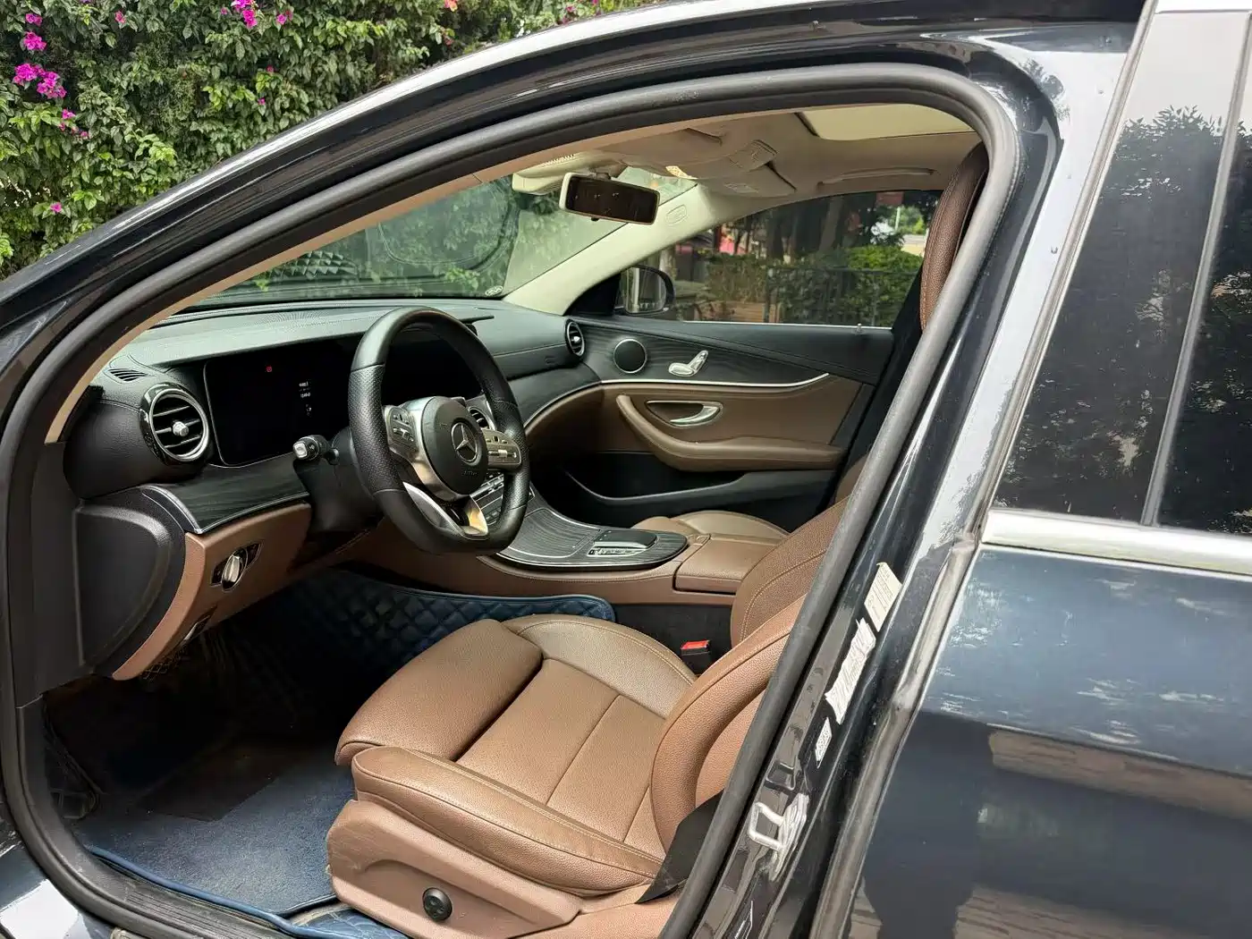 Mercedes-Benz E-Class 2020 Model E 260 L Sport фото 6