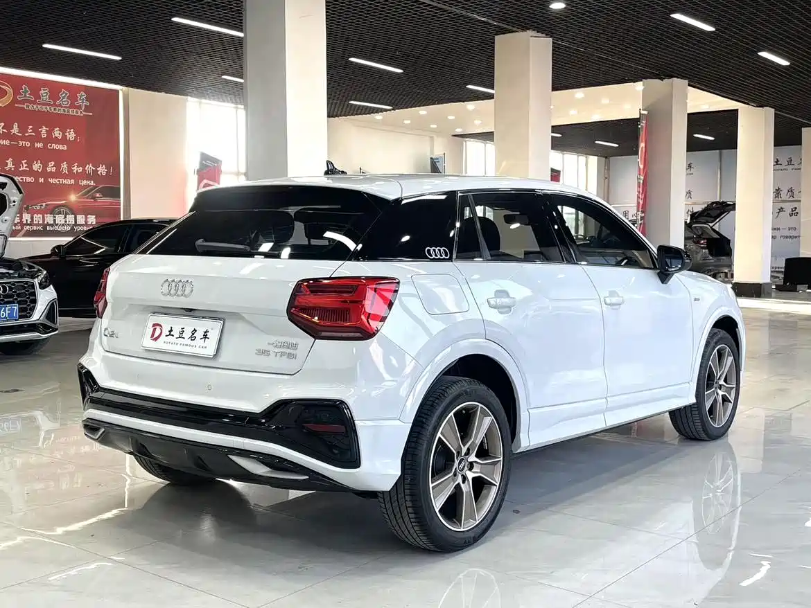 Audi Q2L 2022 35 TFSI Fashion Dynamic фото 4