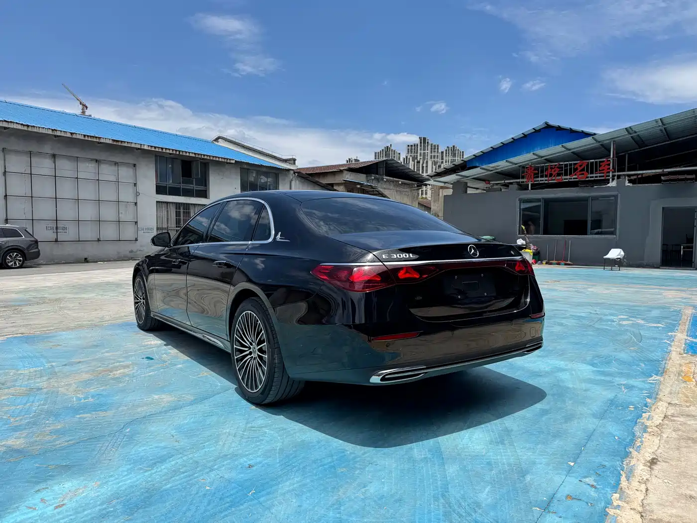 Mercedes-Benz E-Class 2024 Model E 300 L Luxury фото 7