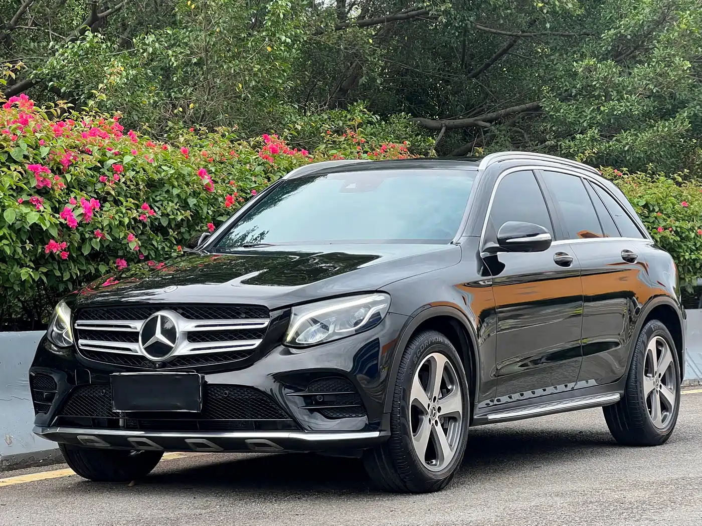 Mercedes-Benz GLC 2017 GLC 260 4MATIC Luxury