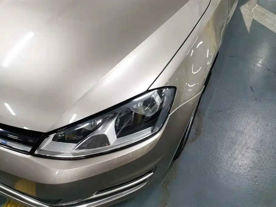 Volkswagen Golf 2014 1.6L Automatic Comfort фото 5