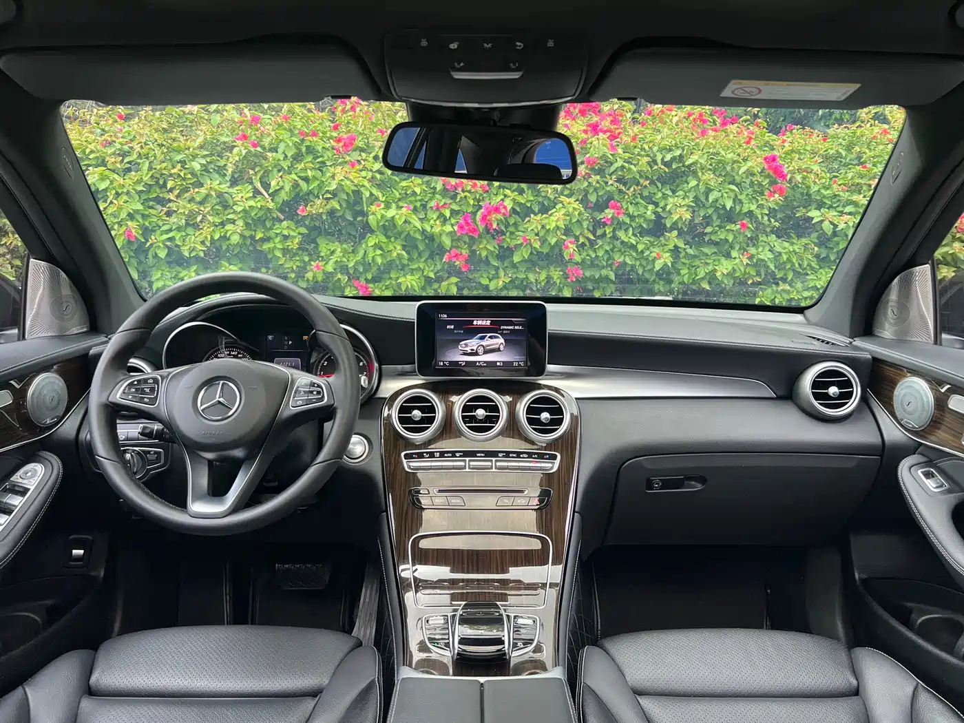Mercedes-Benz GLC 2017 GLC 260 4MATIC Luxury фото 5
