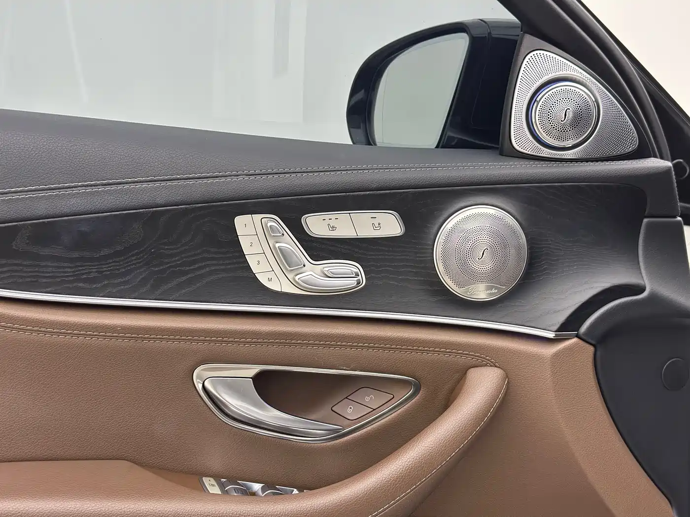 Mercedes-Benz E-Class 2016 E 300 L Sport Fashion Type фото 14