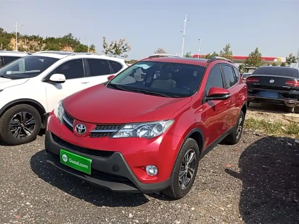 Toyota RAV4 Rongfang 2015 2.0L CVT 2WD Trend Edition фото 2