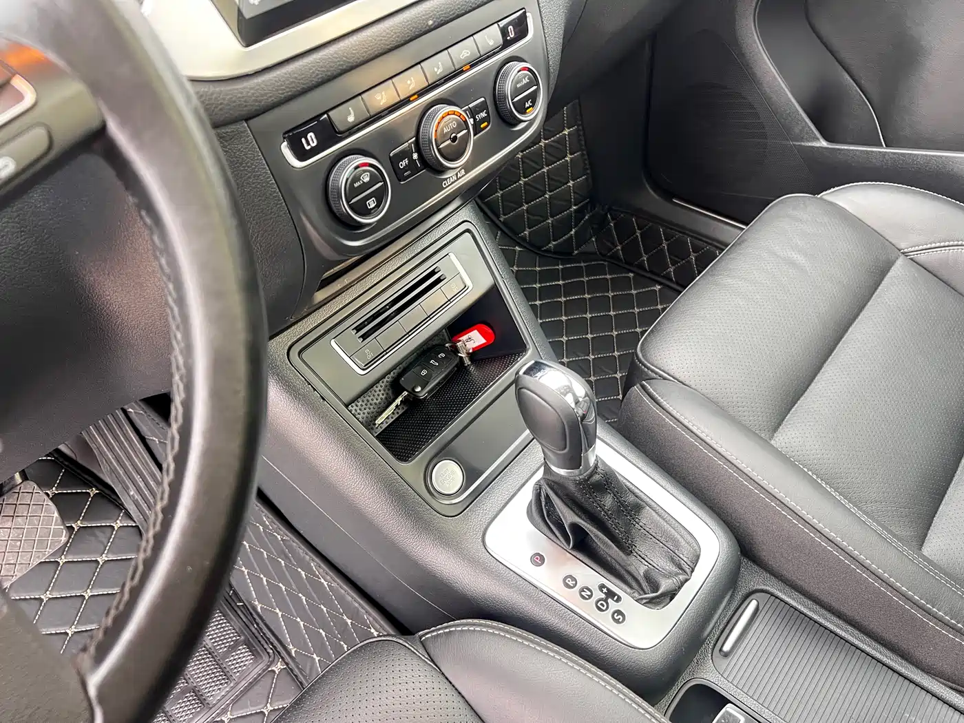 Volkswagen Tiguan 2016 Model 300TSI Automatic 2WD Luxury Edition фото 9
