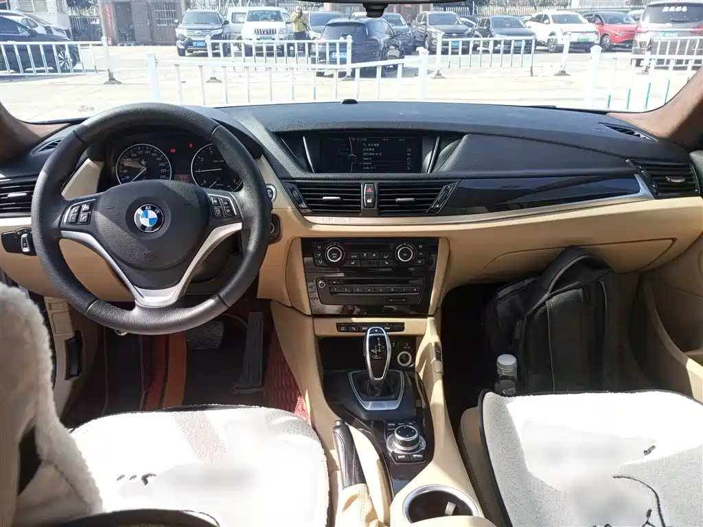 BMW X1 2015 Model sDrive18i Leading Advanced Edition фото 6