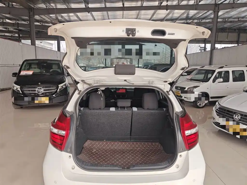 Toyota YARiS L Zhi Xuan 2020 1.5L CVT Leading Edition фото 19