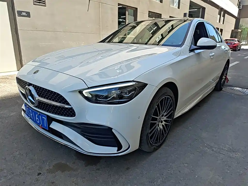 Mercedes-Benz C-Class 2023 Facelift C 260 L Sport Edition фото 3