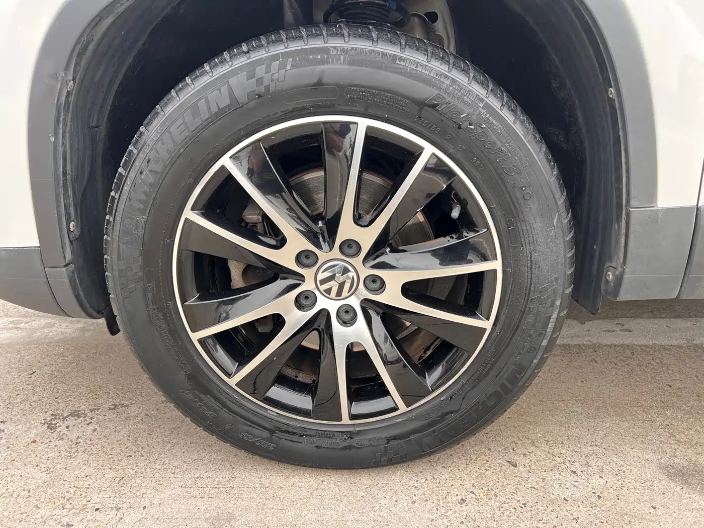 Volkswagen Tiguan 2016 Model 300TSI Automatic 2WD Luxury Edition фото 4