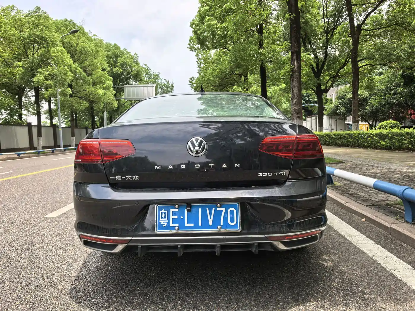 Volkswagen Magotan 2020 330TSI DSG Leading фото 8