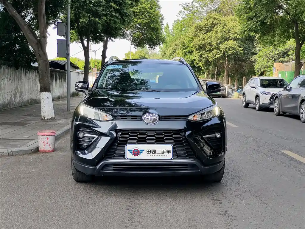 Toyota Wildlander 2022 Facelift 2.0L CVT 2WD Leading Edition фото 2