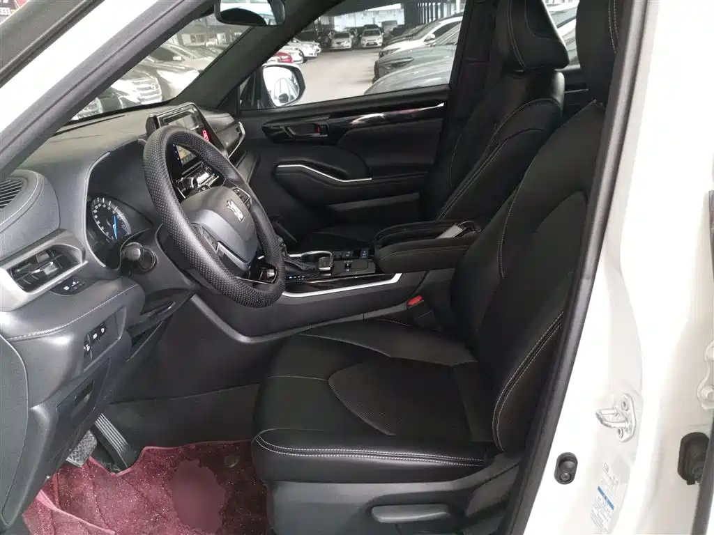 Toyota Crown Kluger 2021 2.5L HEV 4WD Elite фото 11