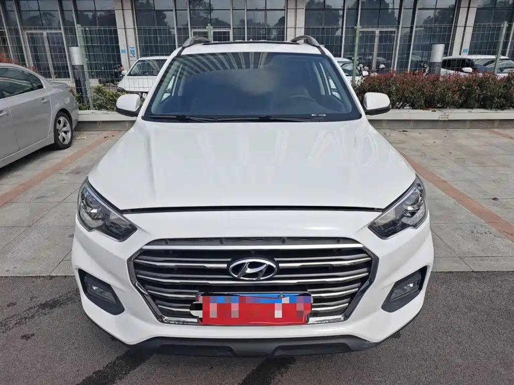 Hyundai Beijing Hyundai ix35 2019 2.0L Automatic 2WD Zhiyong·Enjoy China V фото 3