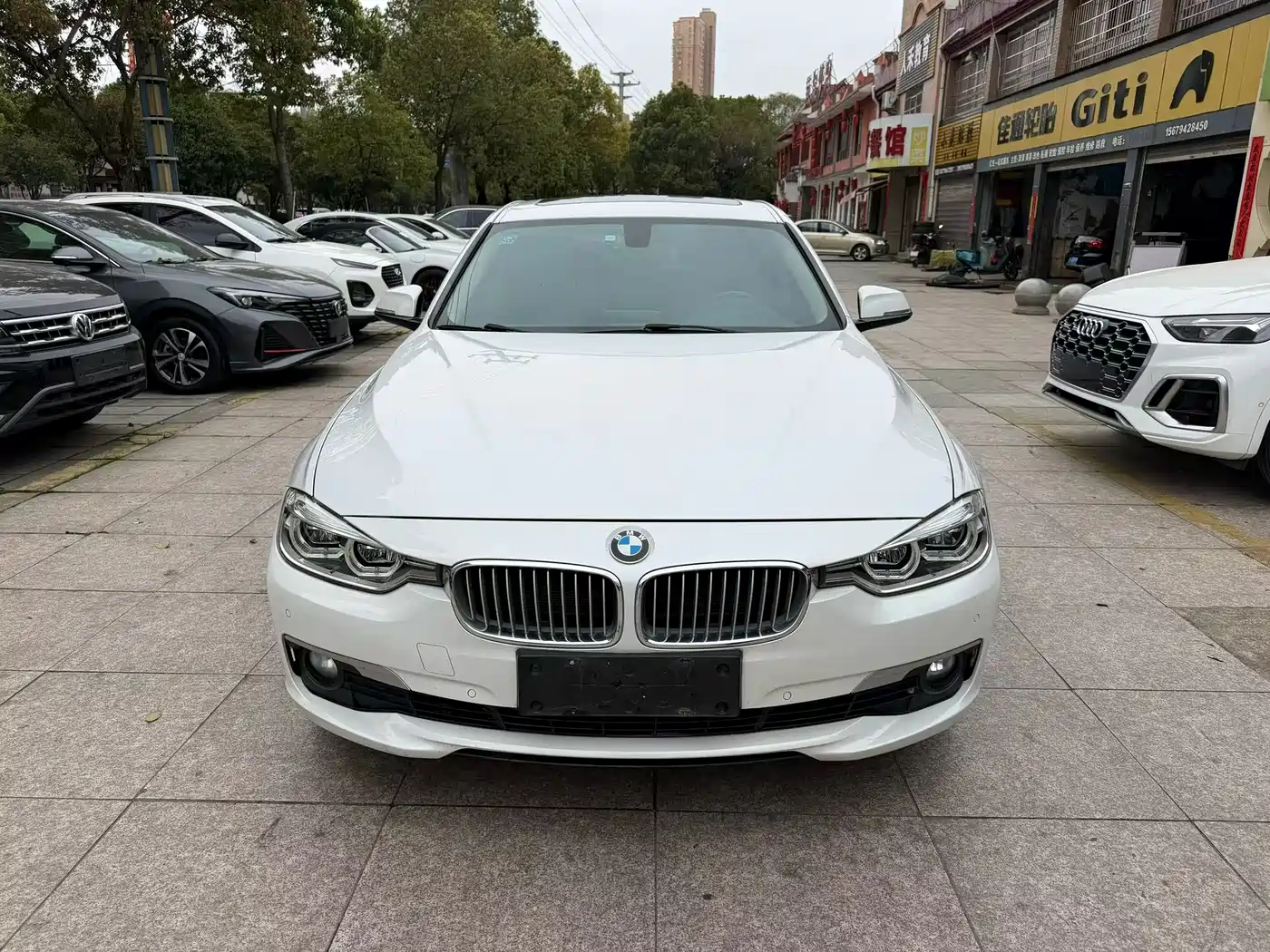 BMW 3 Series 2018 320Li Fashion Style фото 2