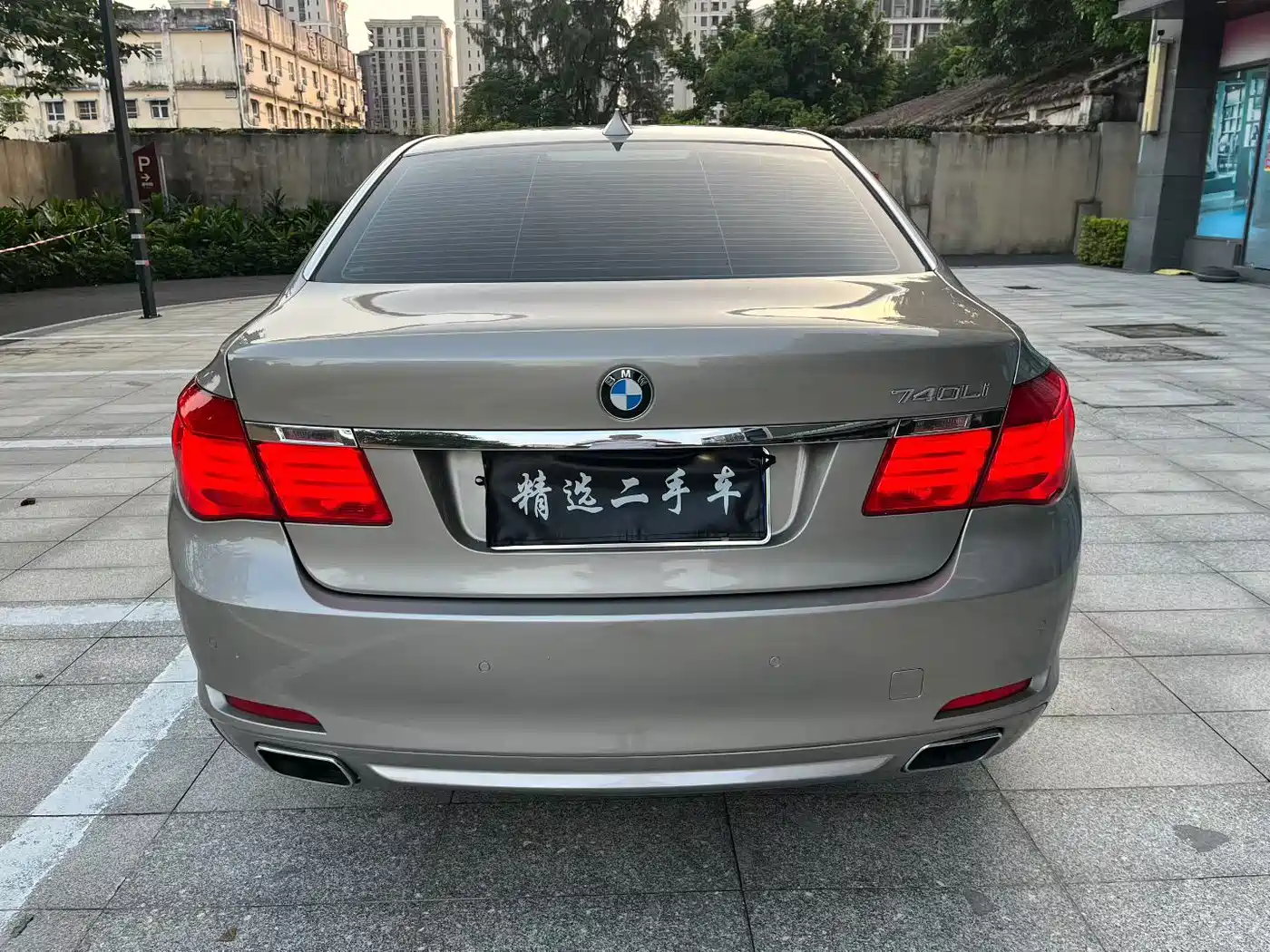 BMW 7 Series 2013 Model 730Li Luxury фото 4